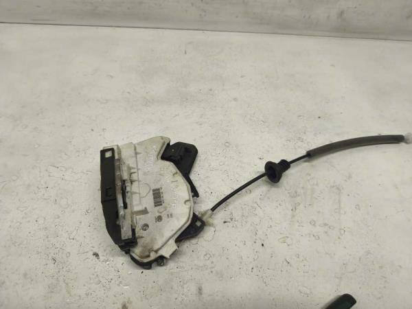 SERRURE DE PORTE ARRIERE DROIT SKODA - Vue 2